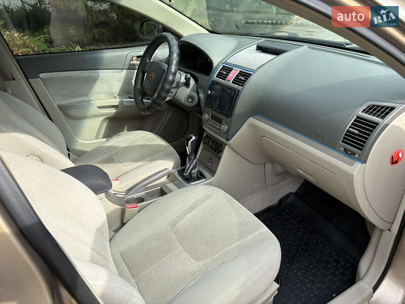 Седан Geely Emgrand 7 (EC7) 2011 в Кривому Розі