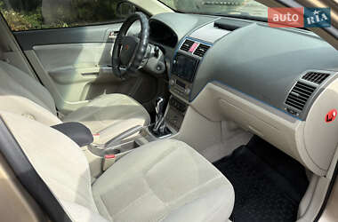 Седан Geely Emgrand 7 (EC7) 2011 в  фото 13 Седан Geely Emgrand 7 (EC7) 2011 в