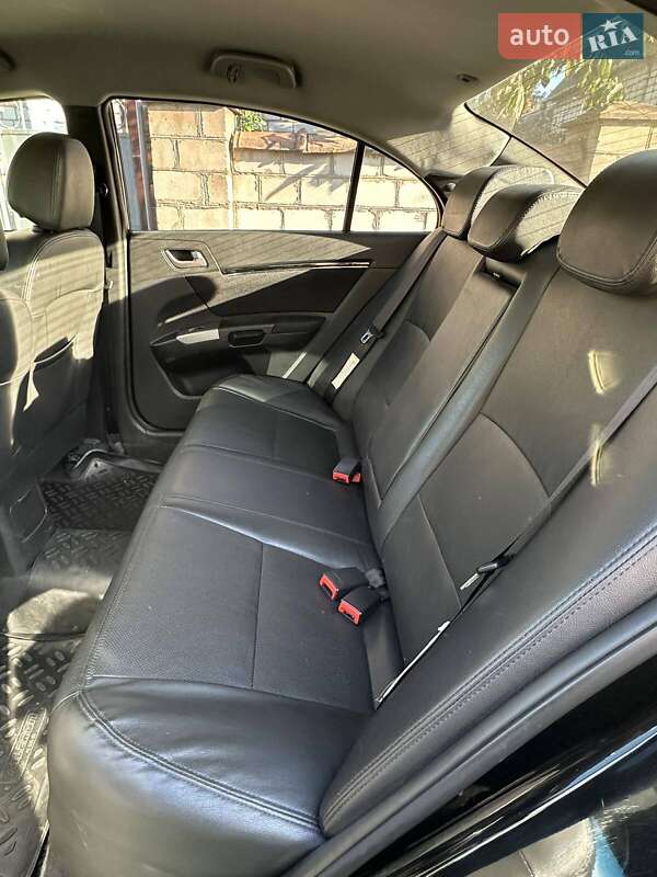 Хэтчбек Geely Emgrand 7 (EC7) 2014 в Казатине фото 7 Хэтчбек Geely Emgrand 7 (EC7) 2014 в Казатине