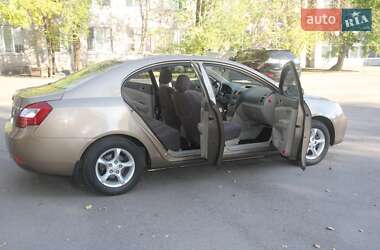 Седан Geely Emgrand 7 (EC7) 2011 в 