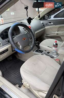 Седан Geely Emgrand 7 (EC7) 2012 в 