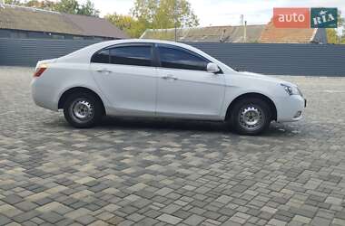 Седан Geely Emgrand 7 (EC7) 2012 в  фото 9 Седан Geely Emgrand 7 (EC7) 2012 в