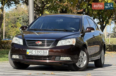 Седан Geely Emgrand 7 (EC7) 2012 в 