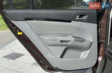 Седан Geely Emgrand 7 (EC7) 2012 в 