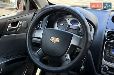 Седан Geely Emgrand 7 (EC7) 2012 в 