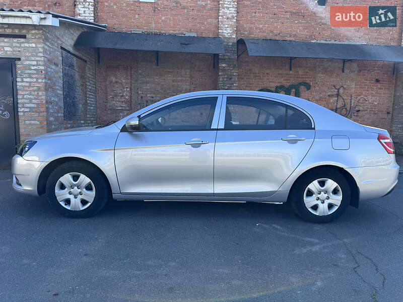 Седан Geely Emgrand 7 (EC7) 2018 в Умані