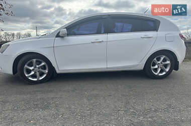 Хэтчбек Geely Emgrand 7 (EC7) 2013 в Днепре