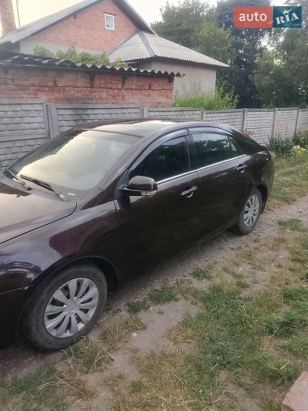 Седан Geely Emgrand 7 (EC7) 2013 в Киеве фото 3 Седан Geely Emgrand 7 (EC7) 2013 в Киеве