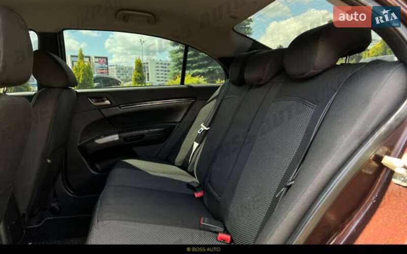 Седан Geely Emgrand 7 (EC7) 2013 в Львові