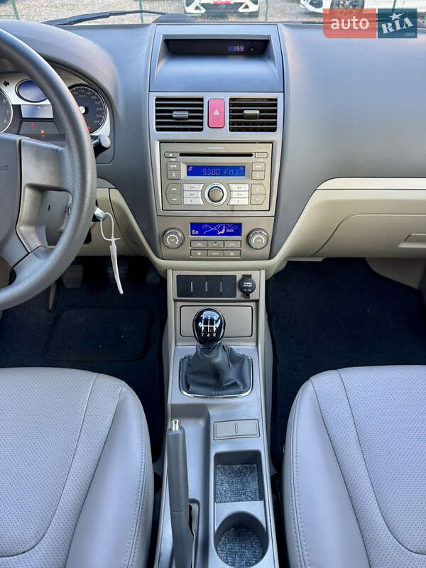 Седан Geely Emgrand 7 (EC7) 2012 в Киеве