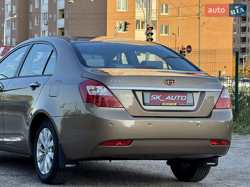 Седан Geely Emgrand 7 (EC7) 2012 в Киеве
