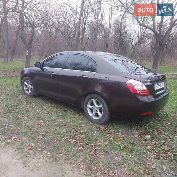 Седан Geely Emgrand 7 (EC7) 2013 в Дніпрі