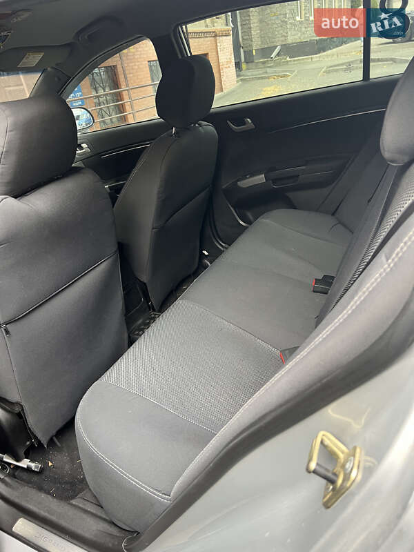 Хэтчбек Geely Emgrand 7 (EC7) 2013 в Днепре