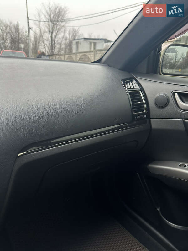 Седан Geely Emgrand 7 (EC7) 2013 в Кривому Розі