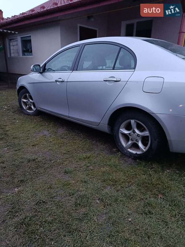 Седан Geely Emgrand 7 (EC7) 2013 в Львове