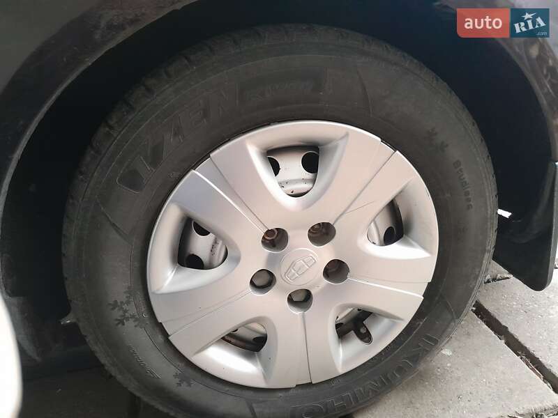 Седан Geely Emgrand 7 (EC7) 2013 в Овидиополе