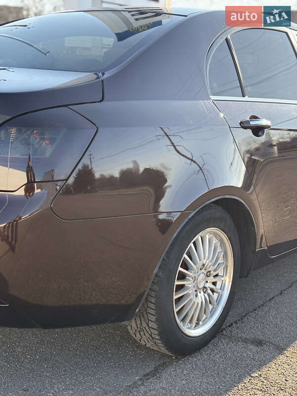 Седан Geely Emgrand 7 (EC7) 2013 в Николаеве