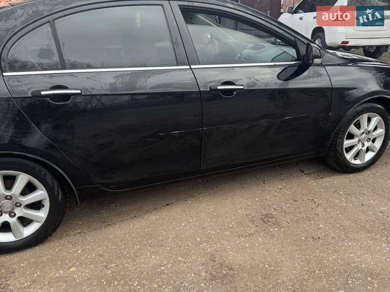 Geely Emgrand 7 (EC7) 2013