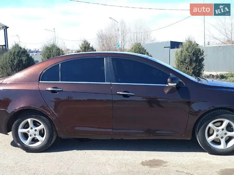 Geely Emgrand 7 (EC7)