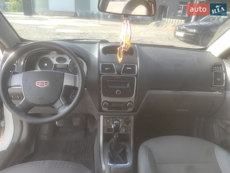 Хетчбек Geely Emgrand 7 (EC7) 2013 в Вараші