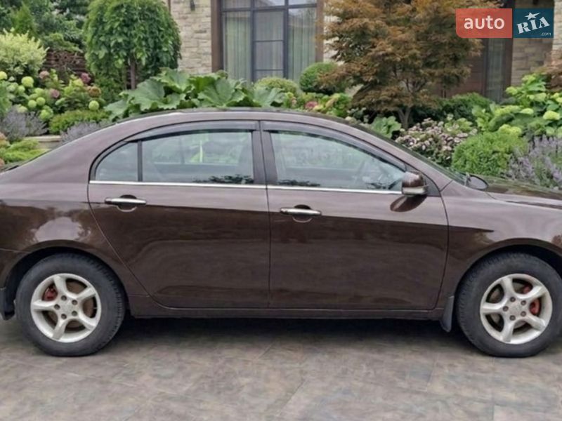 Седан Geely Emgrand 7 (EC7) 2014 в Ужгороді