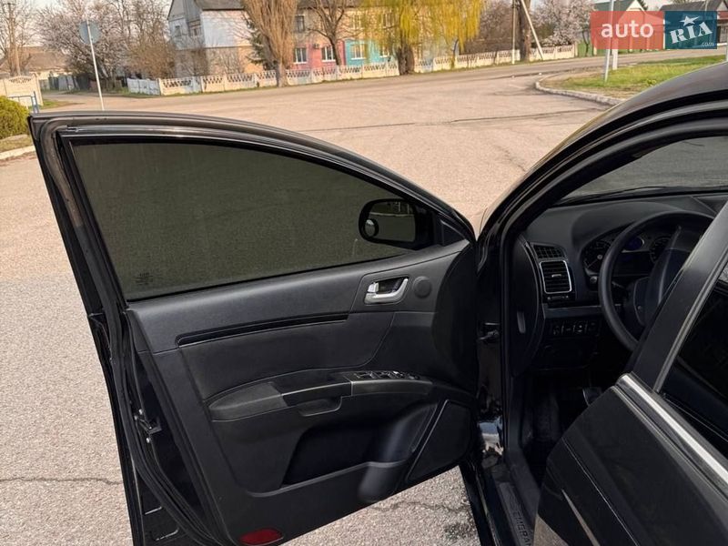 Седан Geely Emgrand 7 (EC7) 2013 в Голубовке