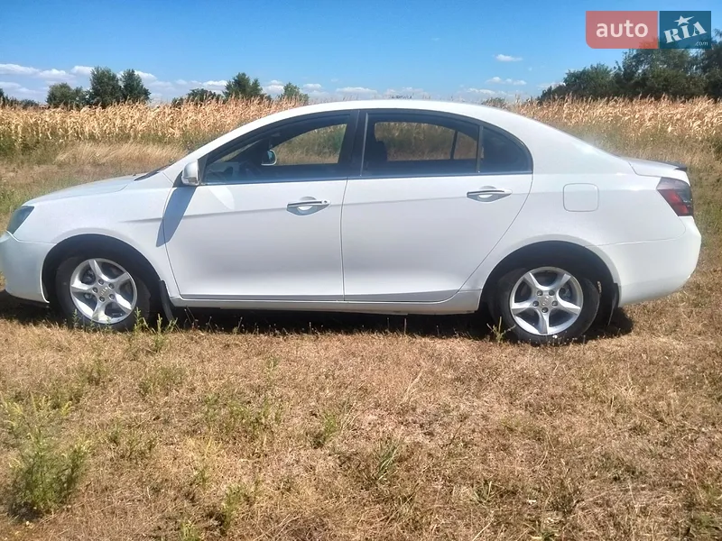 Geely Emgrand 7 (EC7) 2013
