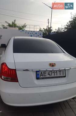 Седан Geely Emgrand 8 (EC8) 2014 в Днепре