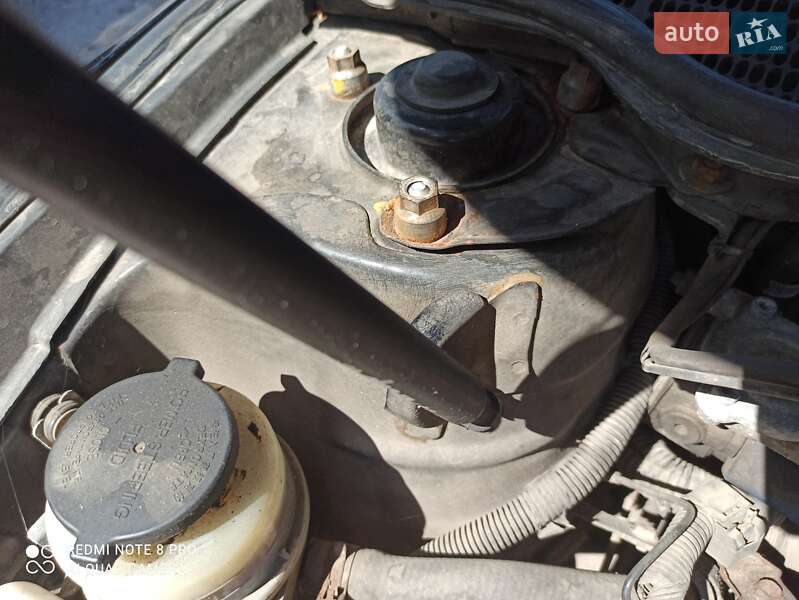 Седан Geely Emgrand 8 (EC8) 2013 в Тараще фото 6 Седан Geely Emgrand 8 (EC8) 2013 в Тараще