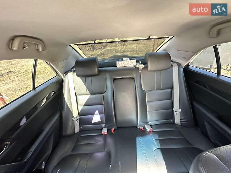 Седан Geely Emgrand 8 (EC8) 2014 в Киеве