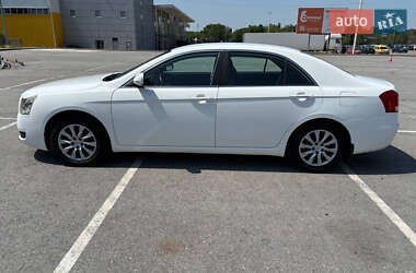 Седан Geely Emgrand 8 (EC8) 2014 в 
