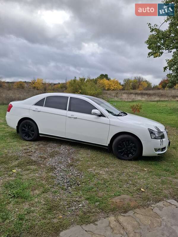 Geely Emgrand 8 (EC8) 2014