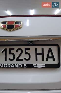 Седан Geely Emgrand 8 (EC8) 2014 в 