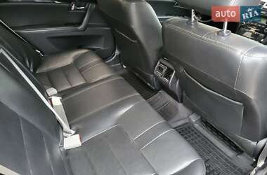 Седан Geely Emgrand 8 (EC8) 2013 в  фото 2 Седан Geely Emgrand 8 (EC8) 2013 в