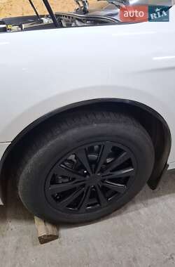 Седан Geely Emgrand 8 (EC8) 2014 в 