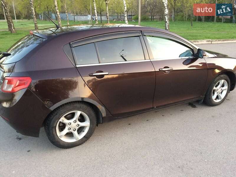 Хетчбек Geely Emgrand EC7-RV 2011 в Дніпрі фото 8 Хетчбек Geely Emgrand EC7-RV 2011 в Дніпрі