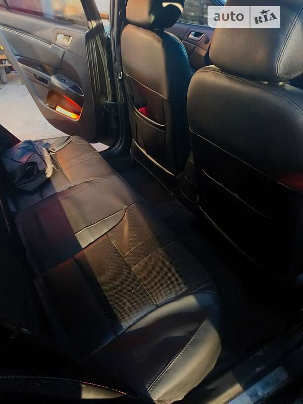 Хетчбек Geely Emgrand EC7-RV 2012 в Семенівці