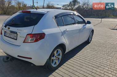 Хэтчбек Geely Emgrand EC7-RV 2012 в 