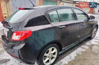 Хетчбек Geely Emgrand EC7-RV 2014 в 