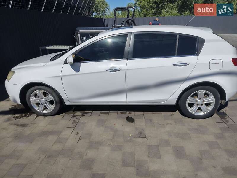 Хетчбек Geely Emgrand EC7-RV 2012 в Павлограді