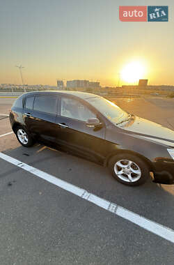Хэтчбек Geely Emgrand EC7-RV 2011 в 
