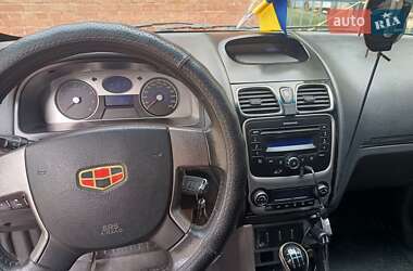 Хетчбек Geely Emgrand EC7-RV 2012 в 