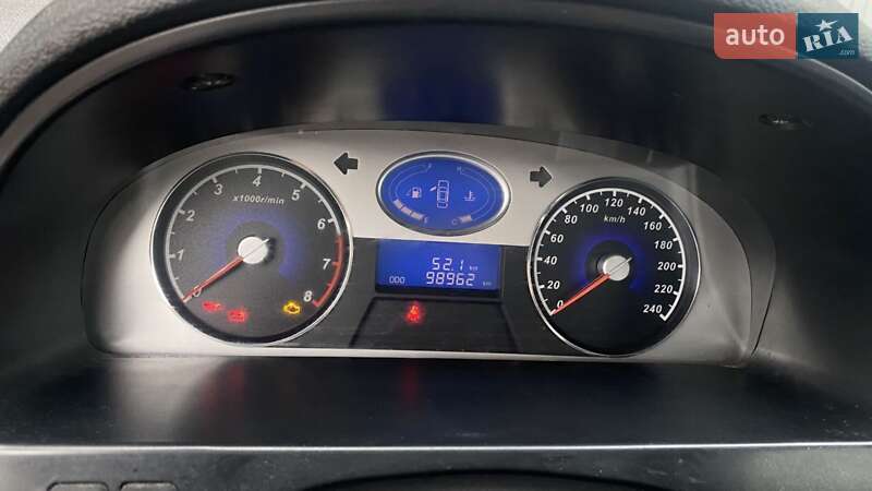 Хэтчбек Geely Emgrand EC7-RV 2014 в Киеве фото 2 Хэтчбек Geely Emgrand EC7-RV 2014 в Киеве