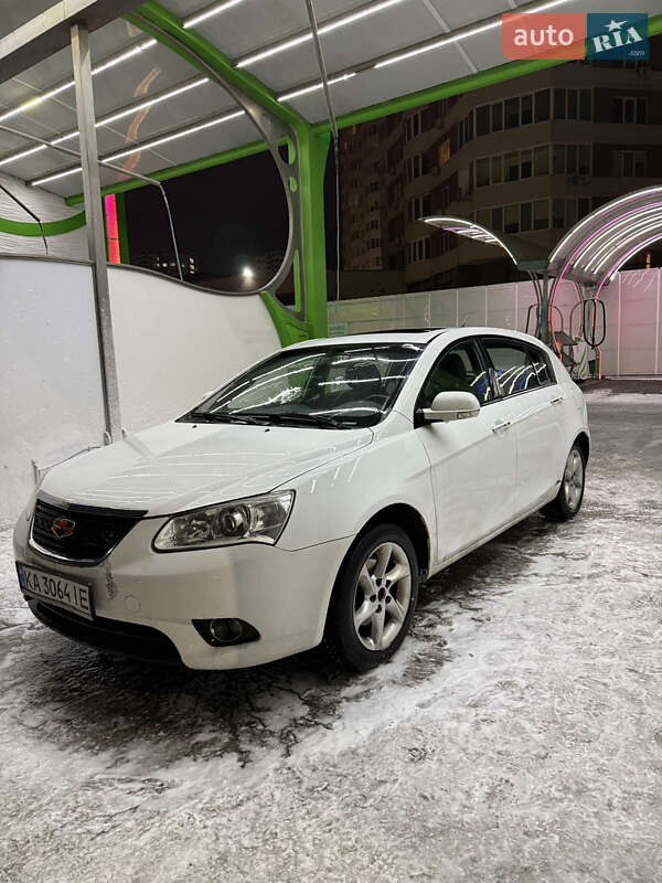 Хетчбек Geely Emgrand EC7-RV 2015 в Києві