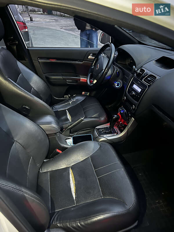 Хетчбек Geely Emgrand EC7-RV 2015 в Києві