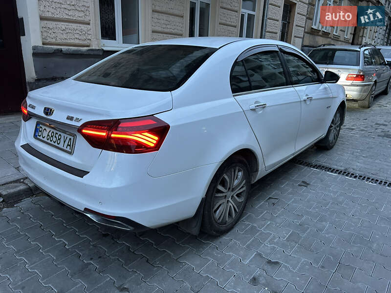 Седан Geely Emgrand EV350 2018 в 