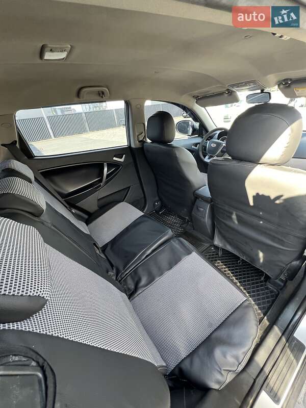 Позашляховик / Кросовер Geely Emgrand X7 2013 в Мукачевому