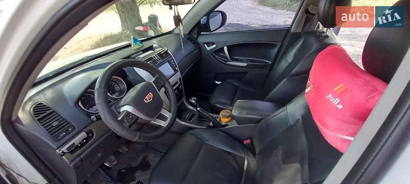 Позашляховик / Кросовер Geely Emgrand X7 2014 в Ірпені