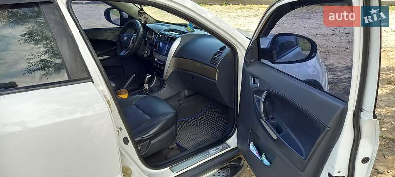 Позашляховик / Кросовер Geely Emgrand X7 2014 в Ірпені