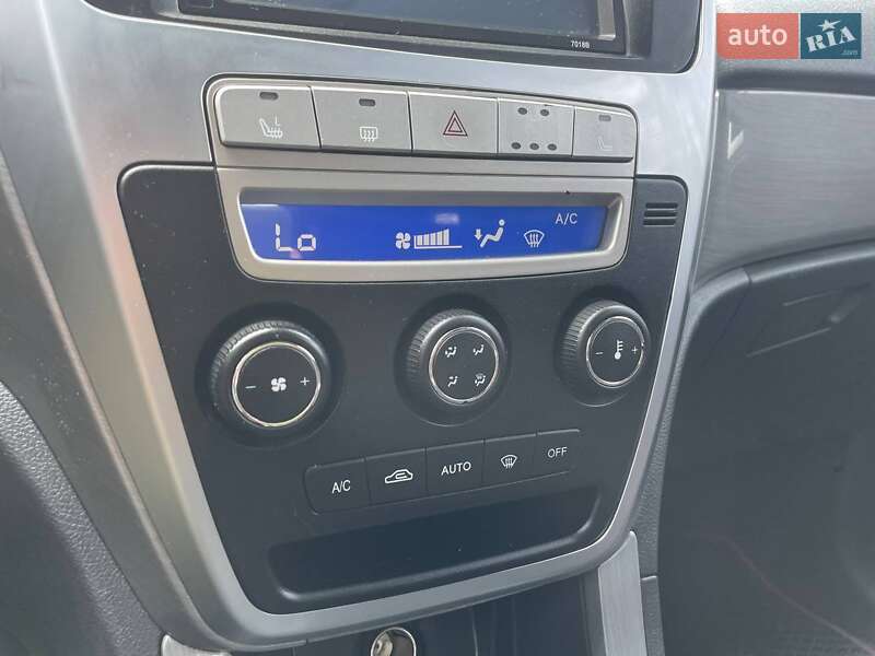 Внедорожник / Кроссовер Geely Emgrand X7 2013 в Киеве